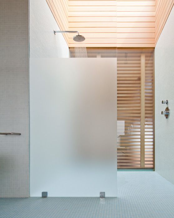 Es/Frosted Glass