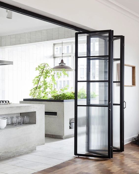Model Bi-Fold Window Vertikal